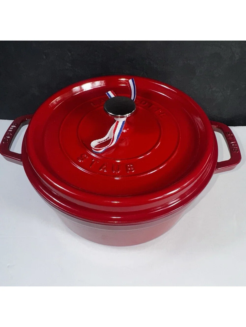 Staub brand new
